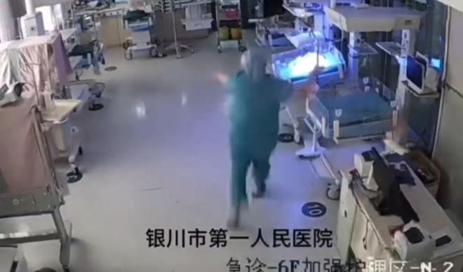 逃生后续来了！网友表示：这嘉奖是不是低了PG电子游戏麻将胡了地震中高中生背起同学(图16)